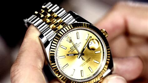 how much does a rolex cost to produce